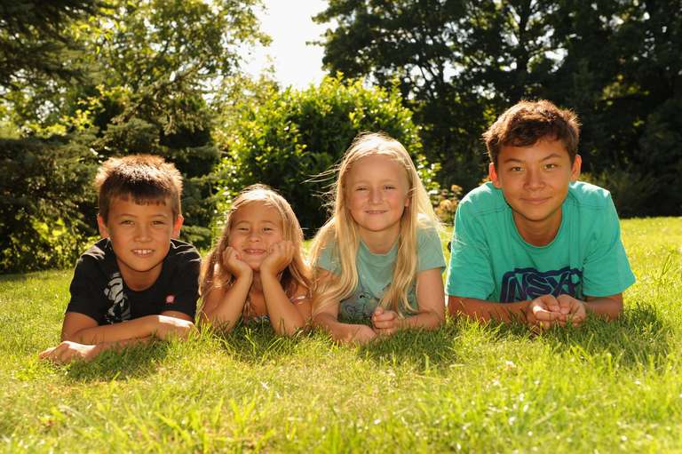 children's group portrait